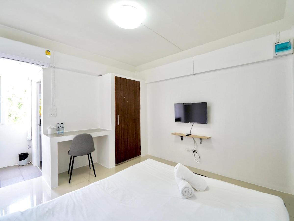 Dancentre Rq Suvarnabhumi Airport Apartment